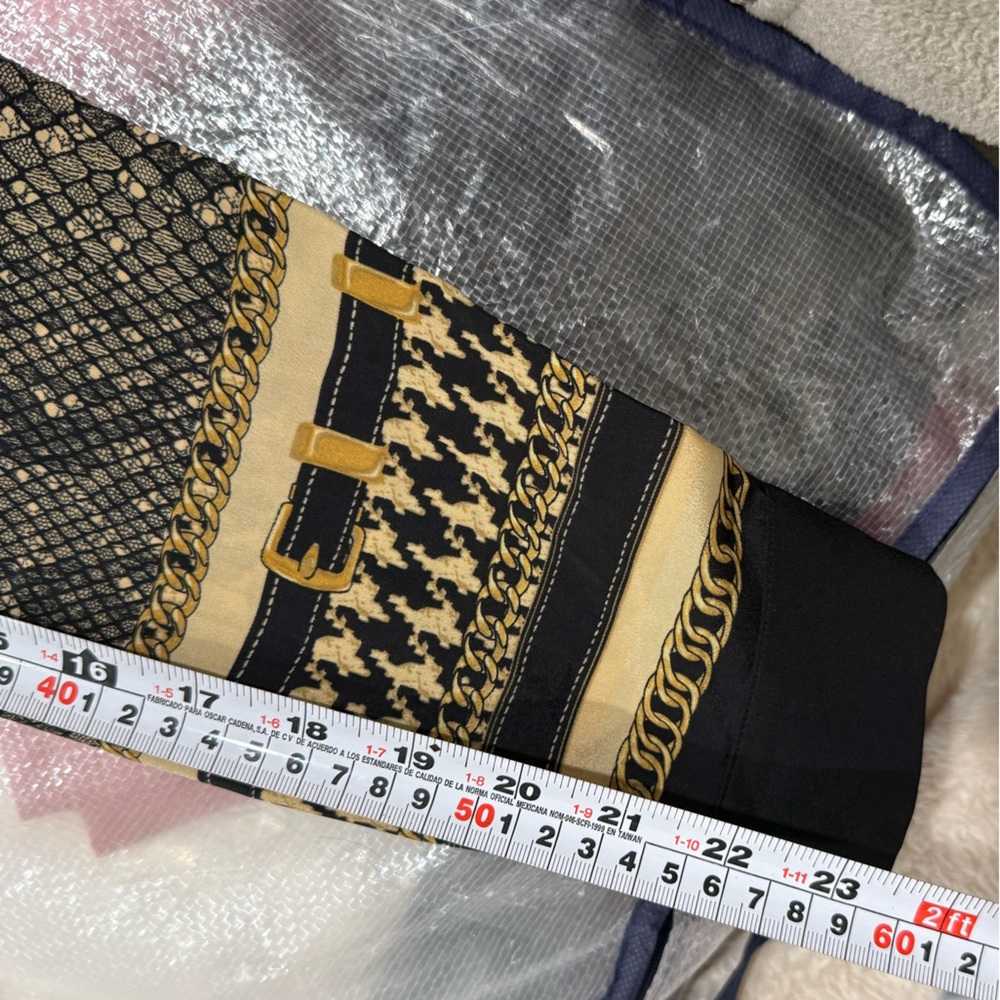 Michael Kors Scarf Print Dress Size 8 Black Gold Chain Belted Long Sleeve Luxury - Picture 6 of 9